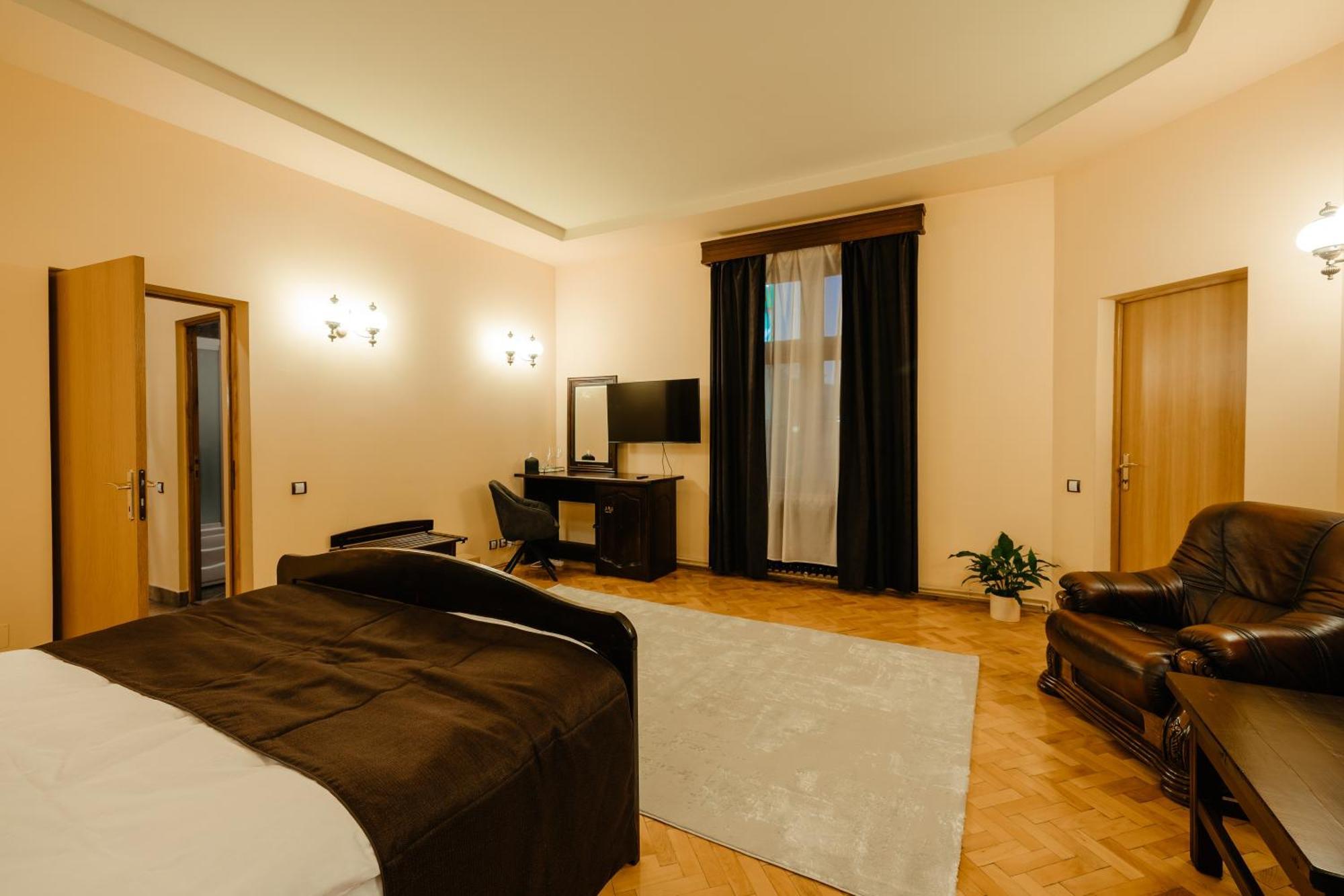 Iris Boutique (Adults Only) Hotel Dornavátra Kültér fotó